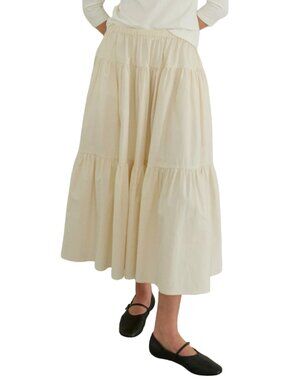 Something to hold  Medium - teacake skirt - NEW